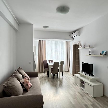 Tanya Apartments Summerland Mamaia Esterno foto